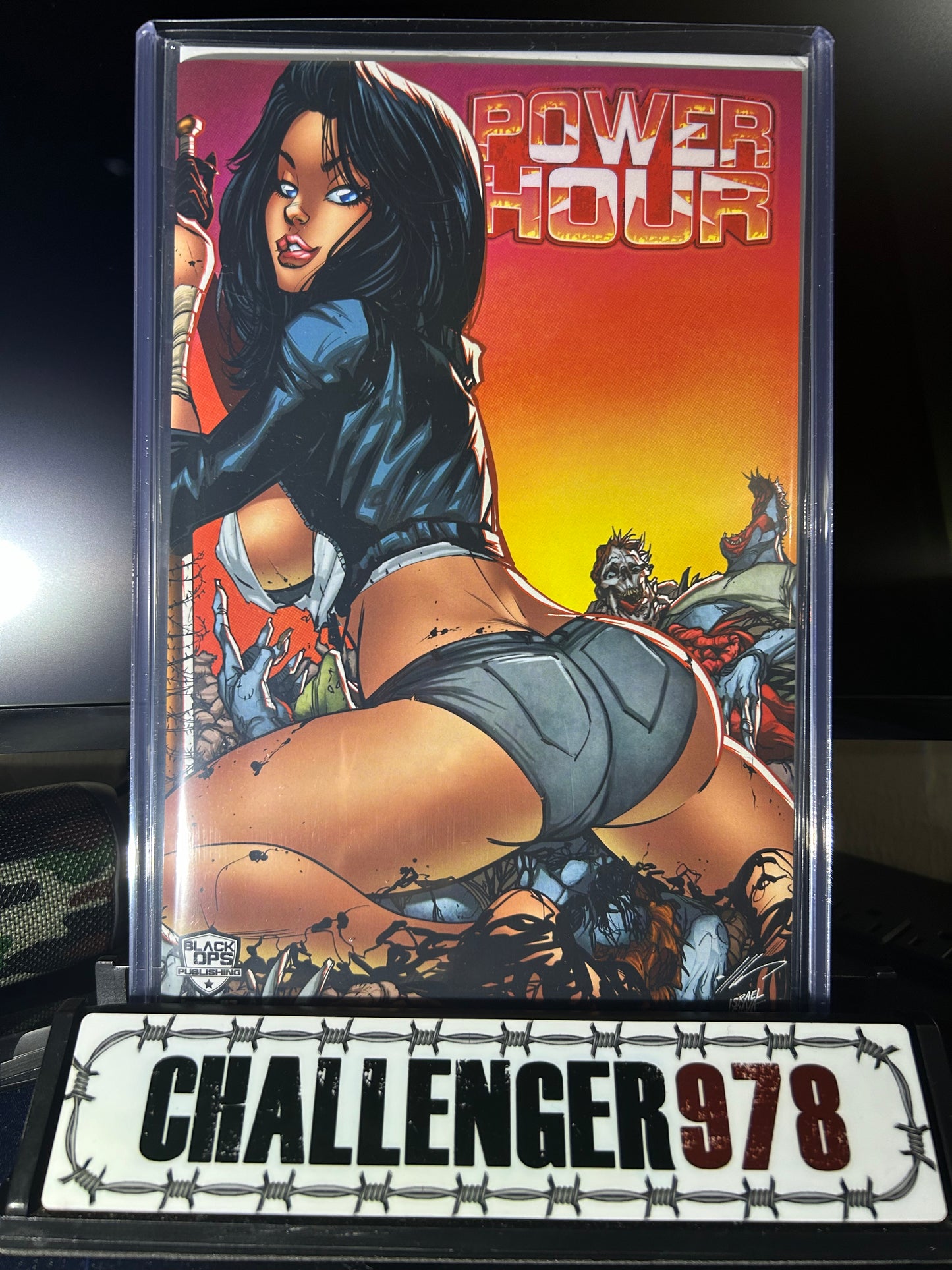 Power Hour #2 - Negan Cosplay Alé Garza Trade Exclusive - LTD 100